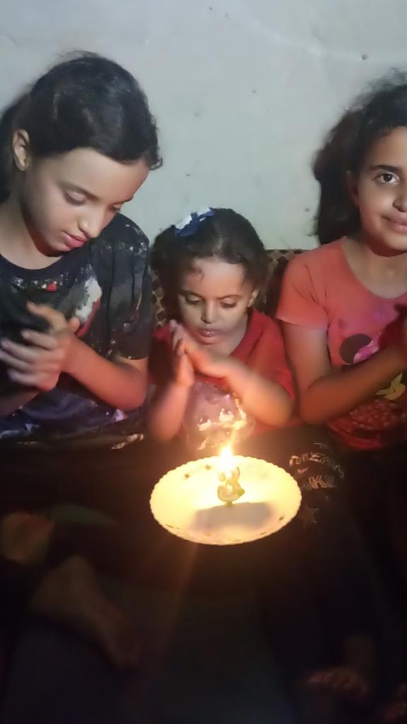 EleenSharaf's tweet photo. Help us bring happiness to Gaza’s children. 🎂💔
#GazaUnderAttack #SupportGazaChildren https://t.co/MUH0dBIvDu