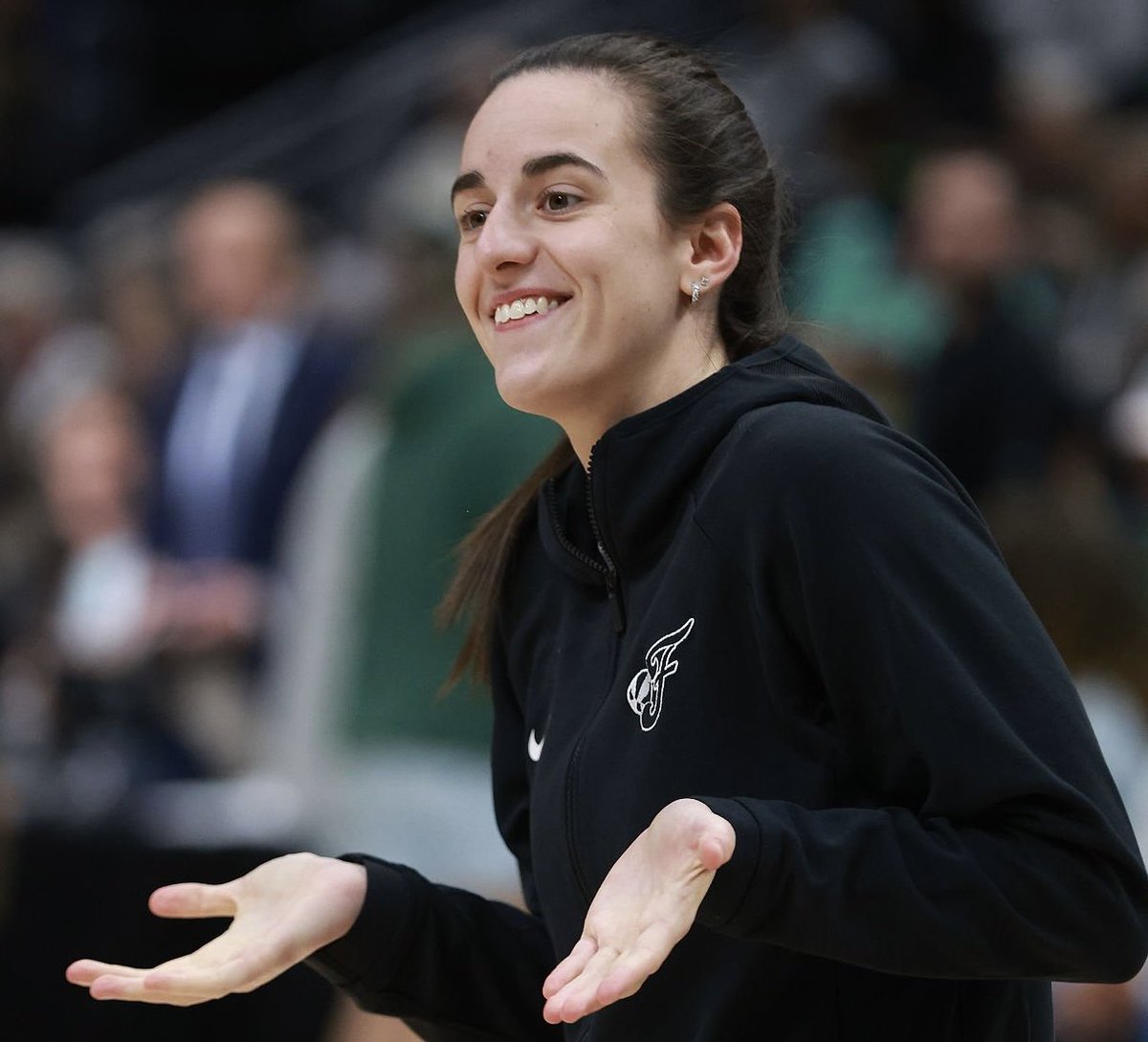 Caitlin Clark hasn’t played in over 3 weeks.

She still ranks 13th in total assists.