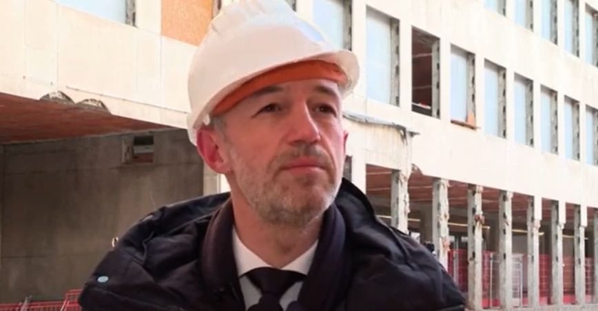 Tous les arguments d'#EmmanuelGrégoire contre la réforme de la loi PLM rejetés par le Conseil Constitutionnel : il est aussi mauvais en droit qu'en finances ou qu'en écologie. Le seul domaine où il excelle, c'est le béton.