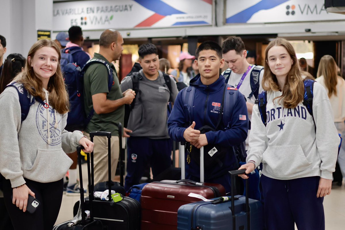 dinacpy's tweet image. ¡Bienvenidos atletas! Así recibimos a las primeras delegaciones en el aeropuerto.✈️🇵🇾
 #JuegosPanamericanos #Dinacpy #Paraguay