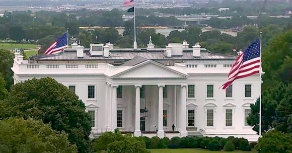 NEWS: A meeting on the Epstein case was held last night at the White House, with both Attorney General Pam Bondi and FBI Director Kash Patel in attendance. It is unclear whether Trump was present.

The meeting also addressed the firing of several FBI agents who had been involved