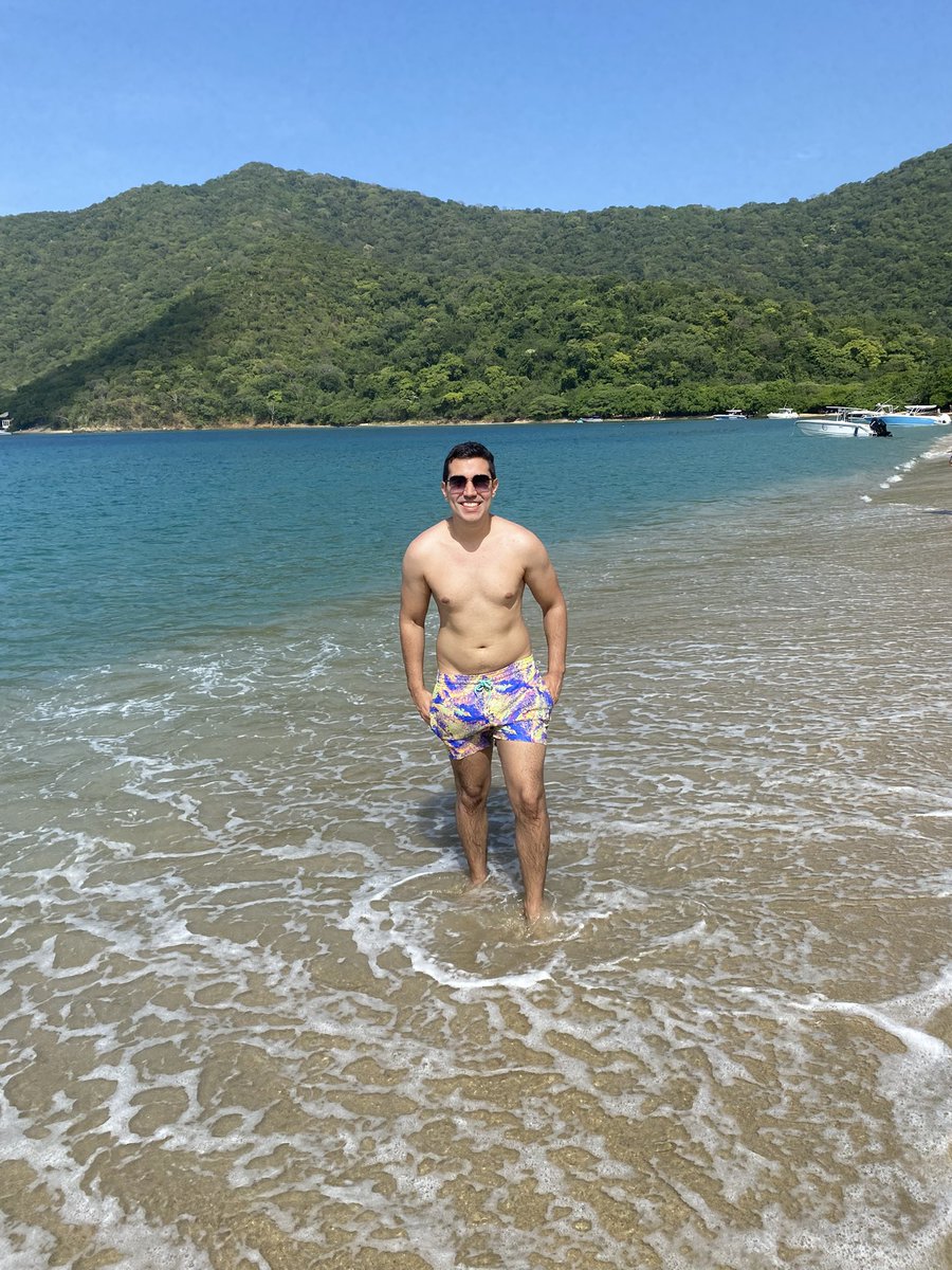 Josegarciabri's tweet image. Días felices. Regresen a mí. #SantaMarta #Cinto
