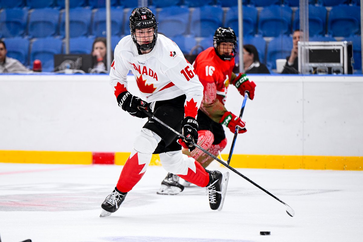 GAME OVER! Beckham Edwards scores twice to lead 🇨🇦 past 🇭🇺 7-1 in pre-#HlinkaGretzkyCup action.

MATCH FINI! Beckham Edwards a deux buts dans un gain de 7-1 du 🇨🇦 contre la 🇭🇺 en match préparatoire de la #CoupeHlinkaGretzky.

📊 hc.hockey/HGC080725
📊 hc.hockey/CHG080725