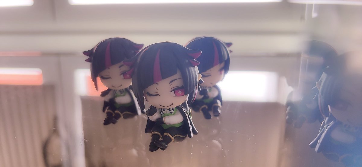 The 🦇council wil decide ur fate 

Love it when me and the besties like the same characters but that also means I got to get them the same stuff I get