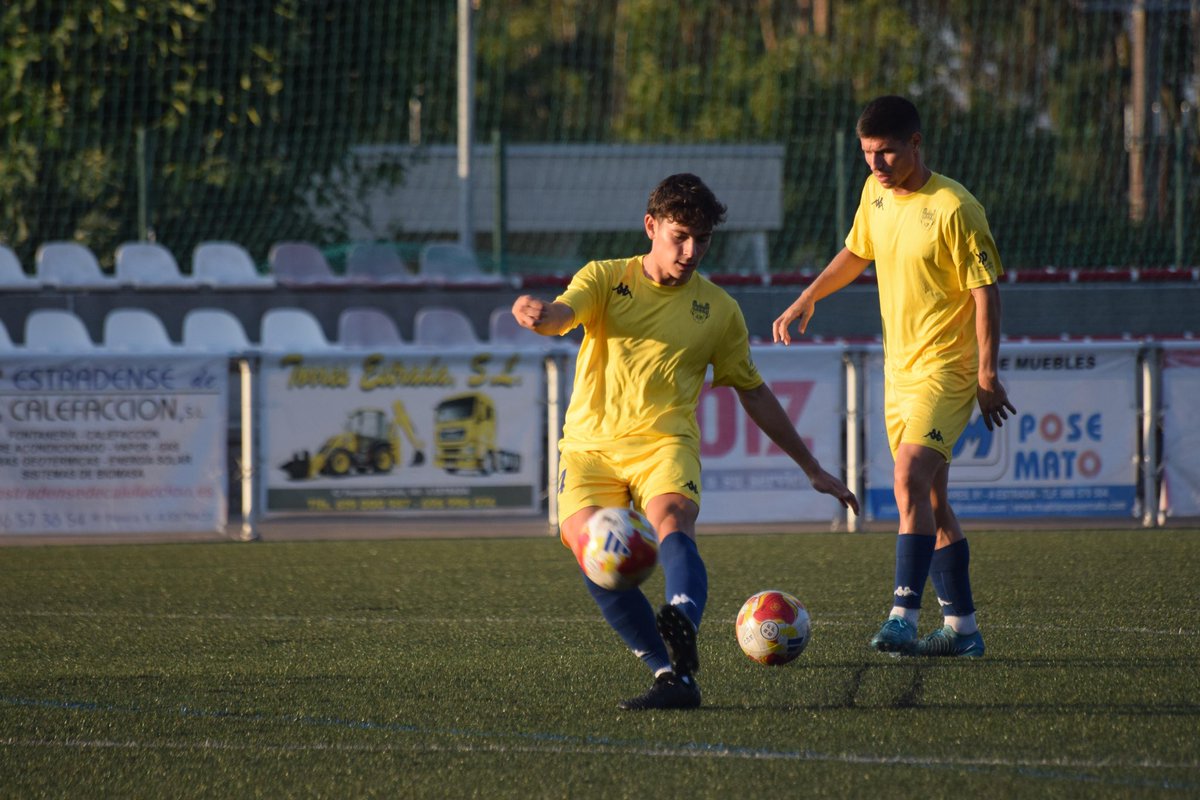 Os nosos xa están preparados sobre o terreo de xogo ⚔️♥️

#𝐆𝐑𝐀𝐍𝐀𝐓𝐄®️♥️