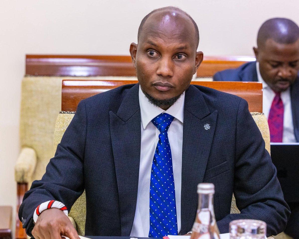 Devolution_KE's tweet image. Today, PS @Devolution_KE, Michael Lenasalonand the Devolution Conference Steering Committee briefed H.E. Deputy President @KindikiKithure, EGH, on the upcoming 9th Annual #DevolutionConference, to be held in Homa Bay County from 12th - 15th August.