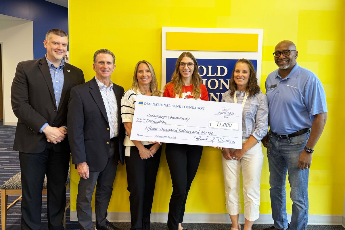 Kalamazoo Community Foundation (@kalfound) on Twitter photo Big check? ✔️ Bigger impact!
We want to extend our gratitude to the <a href="/Old_National/">Old National Bank</a> Bank Foundation for their generous support of Kalamazoo Rx Kids, a cash prescription program that is reducing financial burdens and empowering parents and guardians!
kzcf.org/funds-in-motio… Big check? ✔️ Bigger impact!
We want to extend our gratitude to the <a href="/Old_National/">Old National Bank</a> Bank Foundation for their generous support of Kalamazoo Rx Kids, a cash prescription program that is reducing financial burdens and empowering parents and guardians!
kzcf.org/funds-in-motio…