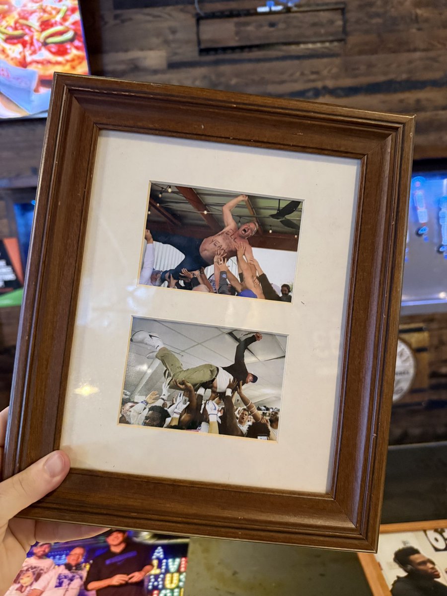 DrewFranklinKSR's tweet image. This is what you get when you put me in charge of decorating