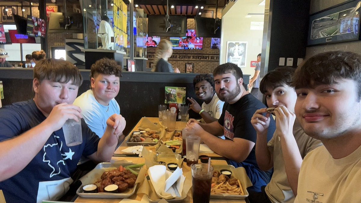 Hayden Wall (@hayden_wall) on Twitter photo These guys listened to their position coach about how to enjoy a meal with plenty of food!
Gotta love all you can eat appetizers and BOGO wings <a href="/BWWings/">Buffalo Wild Wings</a> after a great practice! #5asONE These guys listened to their position coach about how to enjoy a meal with plenty of food!
Gotta love all you can eat appetizers and BOGO wings <a href="/BWWings/">Buffalo Wild Wings</a> after a great practice! #5asONE