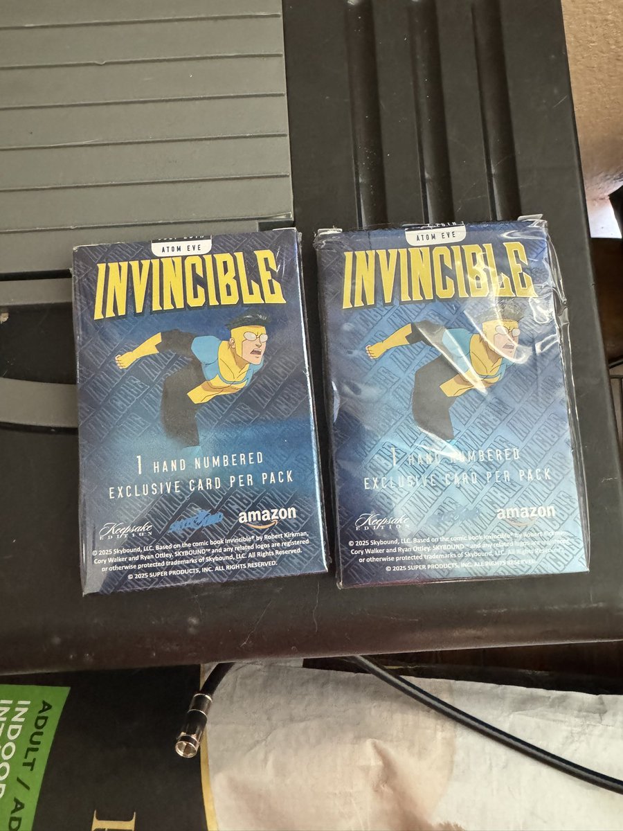 Sloppy (@theslopsmcflops) on Twitter photo Thank you <a href="/TheShortBoxHero/">Aaron Knowles</a> for grabbing me and helping me to one day complete my absolute signed collection and the 2 invincible card packs. Thank you <a href="/TheShortBoxHero/">Aaron Knowles</a> for grabbing me and helping me to one day complete my absolute signed collection and the 2 invincible card packs.