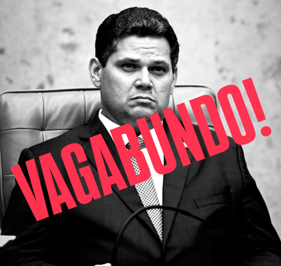 Joguem esse gordo na lata do lixo!

Se não respeita a maioria do Senado, então não é mais presidente, é ditador também.