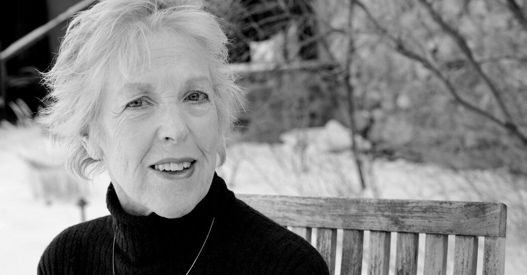 Sallie Bingham, Author at the Center of a Newspaper Drama, Dies at 88: buff.ly/Mhd9lls