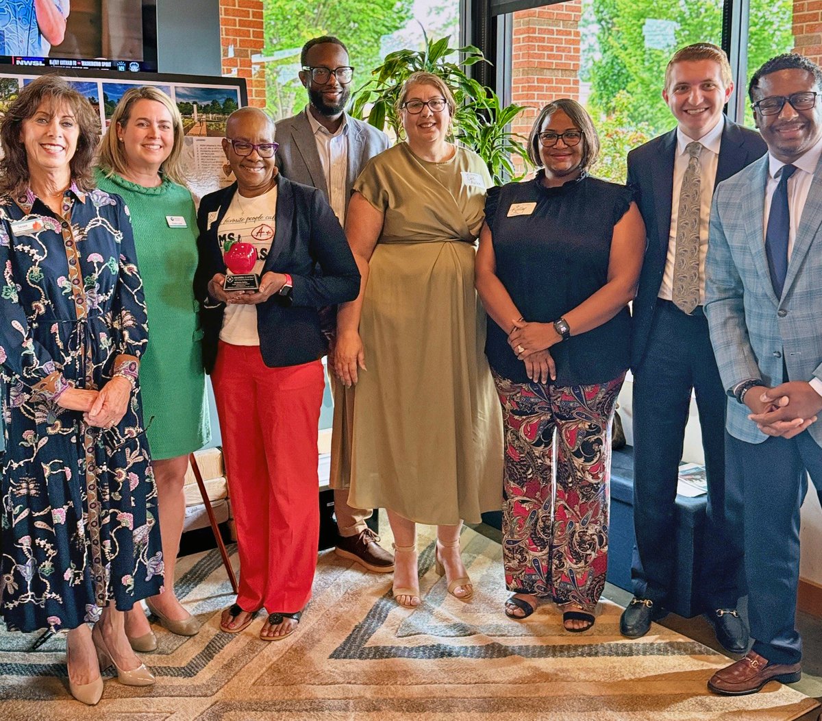 Richland One Schools (@richlandone) on Twitter photo Congratulations to ReToisha Dallas of Logan Elementary School for being named the Educator Excellence Teacher of the Quarter by <a href="/ColaChamber/">Columbia Chamber</a> and <a href="/PCFCU/">Palmetto Citizens FCU</a>! 🎉⭐️
#RisingTogether Congratulations to ReToisha Dallas of Logan Elementary School for being named the Educator Excellence Teacher of the Quarter by <a href="/ColaChamber/">Columbia Chamber</a> and <a href="/PCFCU/">Palmetto Citizens FCU</a>! 🎉⭐️
#RisingTogether