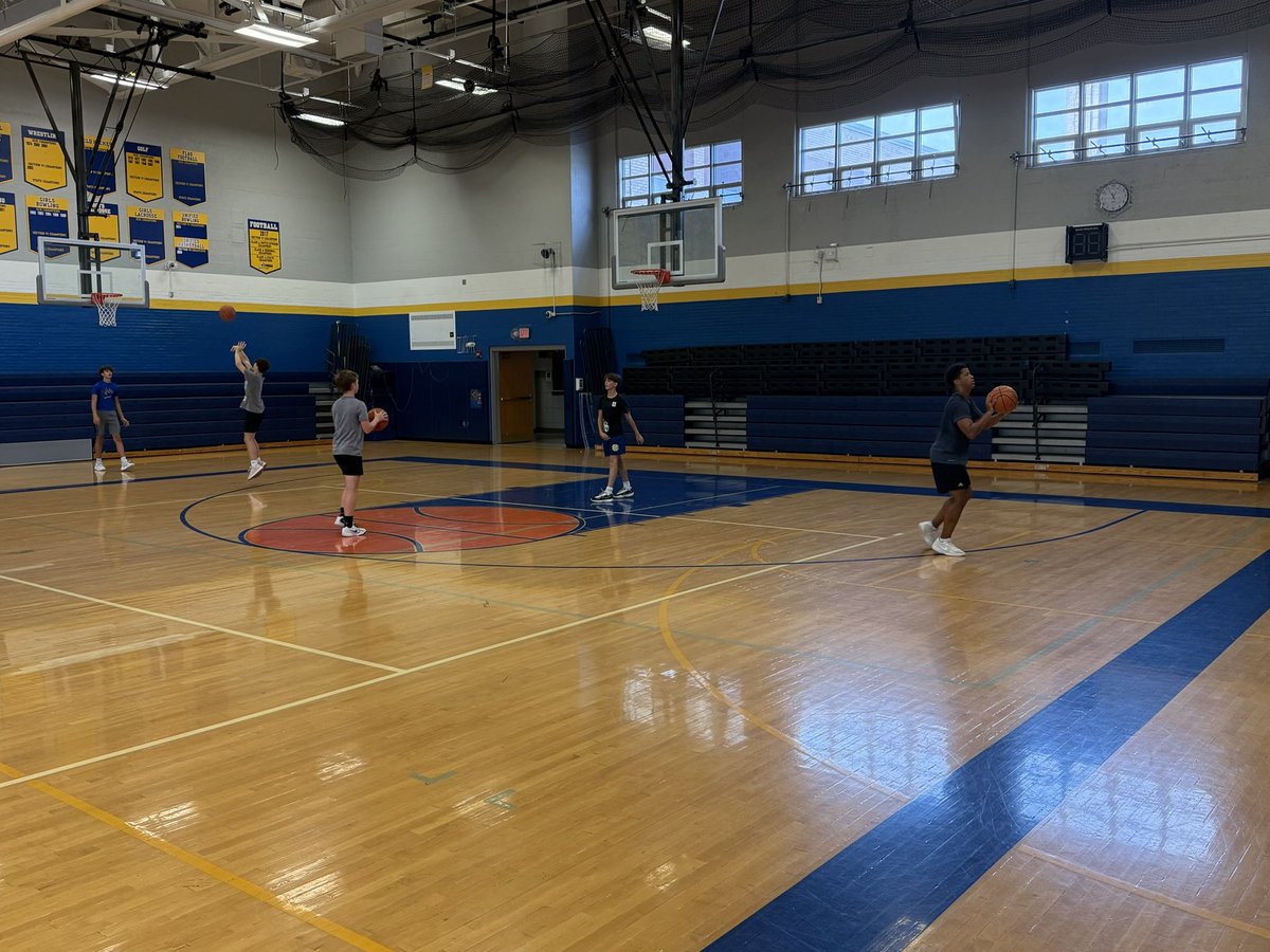 West Seneca West Warhawks Boys Basketball tweet media