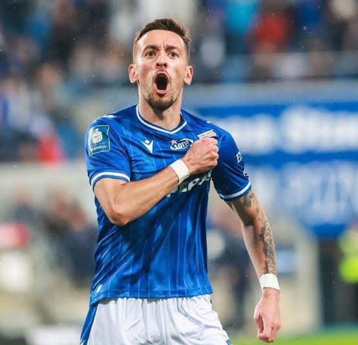 🚨Afonso #Sousa will sign for #Samsunspor ✍️

🇹🇷The turkish side raised its offer (3,5 millions) to #LechPoznan and suddenly won the race from #ShababAlAhli 

✈️The Portuguese will fly to Turkey on Friday. Contract until 2030.