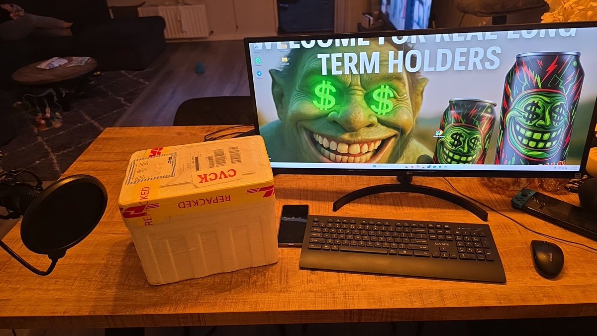 TROLL_DOLLAR's tweet photo. 🧌 Only Join If You're In for the Long Run 💚

Forget pump & dumps — $TROLLDOLLAR is built different.

This is not your average memecoin.
We're fusing crypto + real product utility with the launch of our own energy drink — tied directly to the token with QR code rewards, global branding, and reinvestment into the ecosystem.

✅ Real utility
✅ Real branding
✅ Real rewards
✅ Real community

🌍 Built for long-term holders, not short-term flippers.

🔥 If you're serious about riding with a true Web3 brand, this is your moment.

🔗 Website: https://t.co/loVA0S6Z4W
💬 Telegram: https://t.co/uMZonqGQiv
📦 CA: DS622cHargAtcc3SbBhoJ8WkekHesBHMQPVa7Wq9aTQy

👑 $TROLLD – The Best Memecoin You Can Actually Taste.