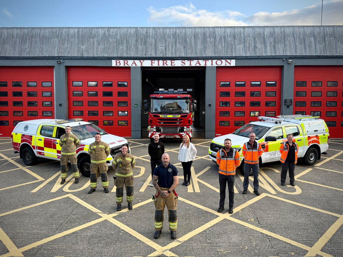 nikkihayes's tweet image. Somethings coming #HowToSaveALife