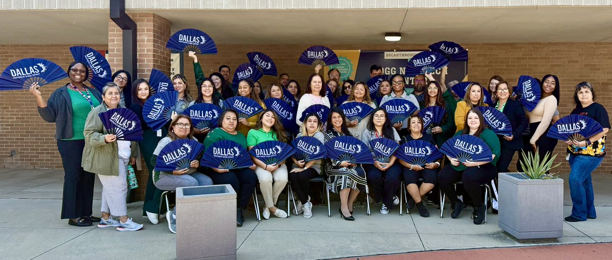 We’re starting this year strong standing proud, united, and ready to make history. Just like our Dallas ISD fans, our legacy is built on lifting each other up and keeping our school spirit alive. Here’s to a year of excellence and unstoppable Razorback pride! 🐗<a href="/ElementaryHogg/">Hogg New Tech</a>