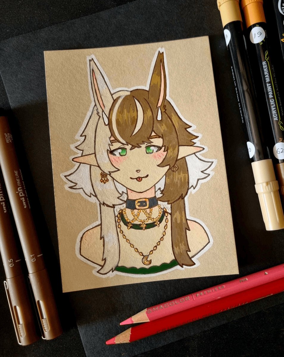 Very last-minute ArtFight attack against <a href="/squishylope/">Squishy 🌿 Vtuber 🌼</a> that I finished last week! It's not perfect but I super enjoyed working on the coloured mixed-media paper I had bought from one of my fav shops just a few days before 😊