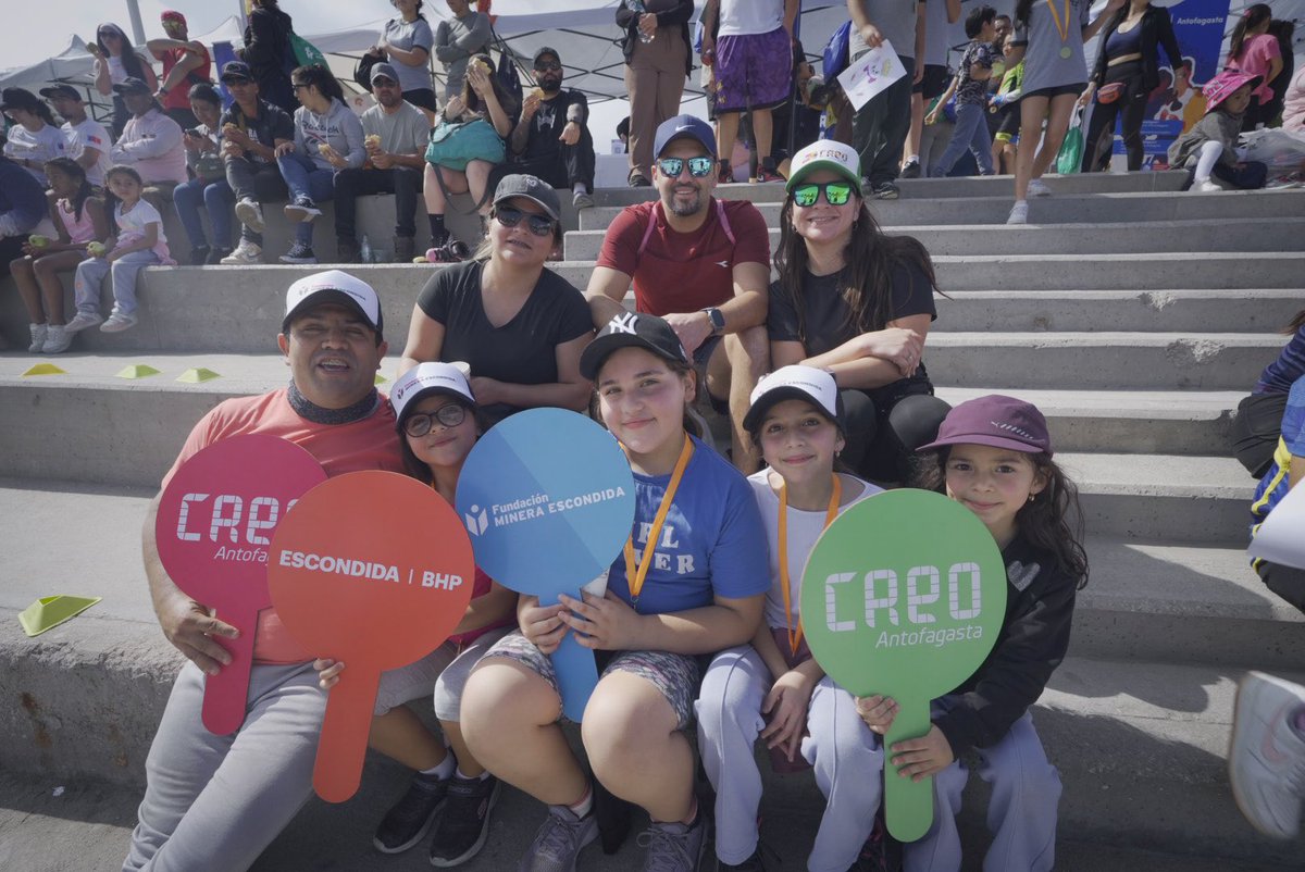 La Corrida por la Niñez reunió a más de mil personas en el borde costero, una instancia familiar que permitió tener un encuentro increíble en comunidad 💛

Esta iniciativa es presentada por Escondida | BHP y Fundación Minera Escondida.