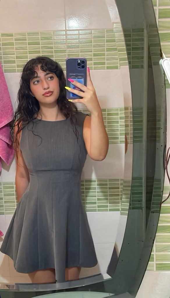 bankrupt4vic's tweet photo. going out for drinks, make yourself useful and send money

findom human wallet https://t.co/7PzkQxtxs2