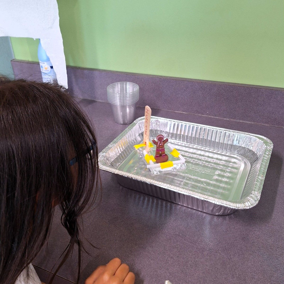 At STEAM Tales yesterday, we read "The Gingerbread Cowboy" by Janet Squires, and then our young engineers helped gingerbread friends make it safely across the “river”—with some seriously clever designs! 💡