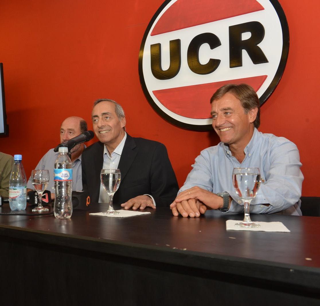 Un nuevo aniversario en el que recordamos al querido Viti Fayad.

Su legado vive en cada obra, en cada idea, en cada decisión que puso siempre a los vecinos primero.

Lo recordamos con admiración, gratitud y mucho cariño. Un abrazo al cielo.