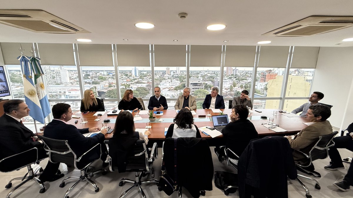 📍Así vivimos el primer día del Foro en Chaco.

Con enorme alegría recibimos a las y los representantes de los Fondos de Garantías de distintas provincias que integran @FONRED, la red federal que articula esfuerzos para acompañar al sector MiPyME desde cada territorio.