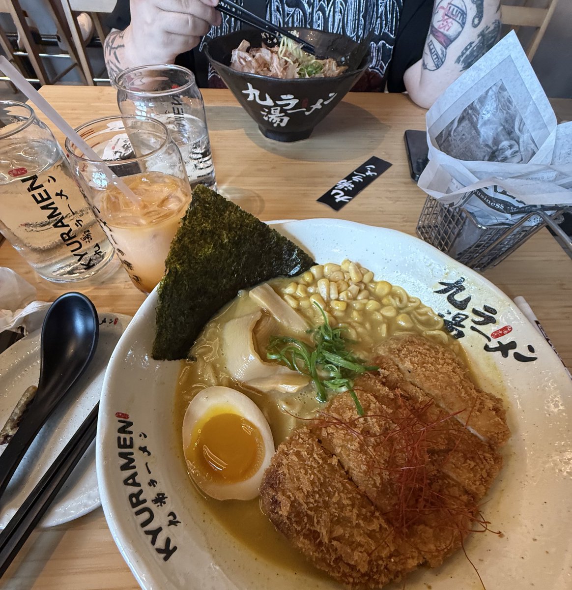 still here 🍜