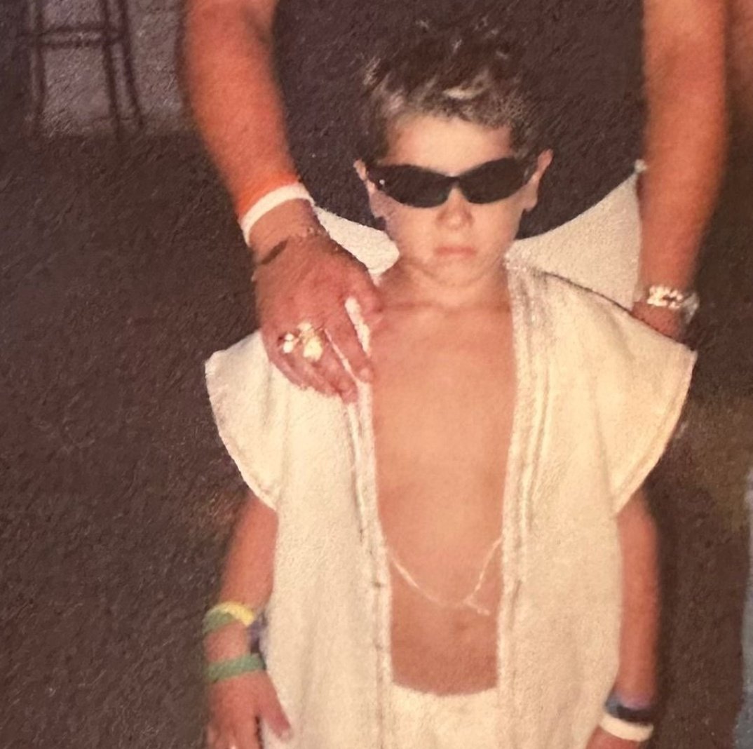 (fan) REAL MADRID FANS 🤍 tweet media