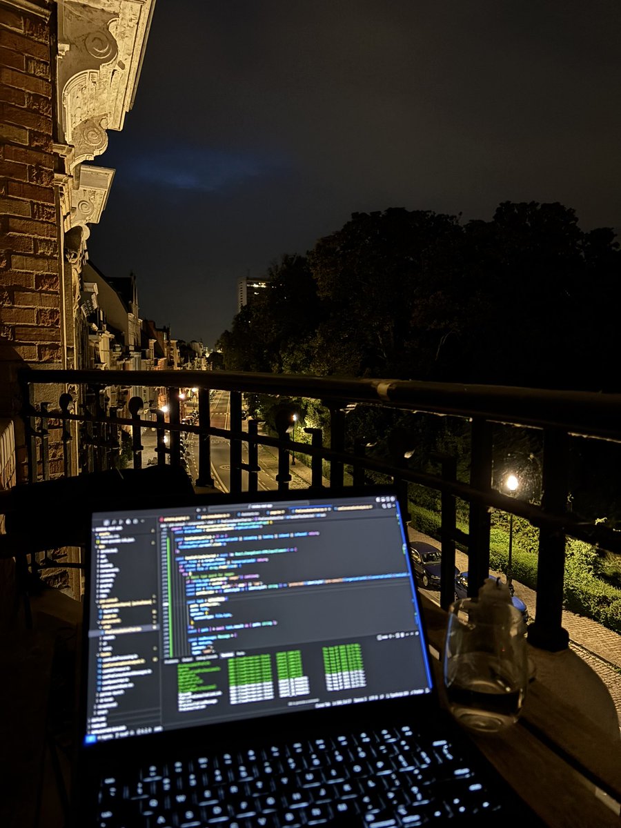GPT-5 night