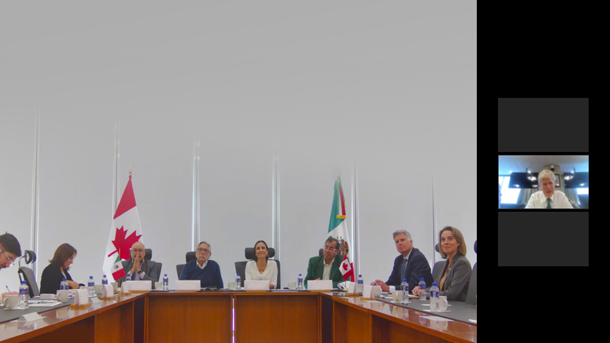 Ressources naturelles (@rncan) on Twitter photo À la suite des discussions tenues lors du G7 à Kananaskis, le ministre Hodgson a rencontré ses homologues de <a href="/SENER_mx/">SENER México</a> pour faire progresser l’alliance énergétique entre le Canada et le Mexique.
Plus sur le partenariat entre nos pays : ow.ly/Ev2a50WBHvl
<a href="/AmbCanMexique/">Canada au Mexique</a> À la suite des discussions tenues lors du G7 à Kananaskis, le ministre Hodgson a rencontré ses homologues de <a href="/SENER_mx/">SENER México</a> pour faire progresser l’alliance énergétique entre le Canada et le Mexique.
Plus sur le partenariat entre nos pays : ow.ly/Ev2a50WBHvl
<a href="/AmbCanMexique/">Canada au Mexique</a>