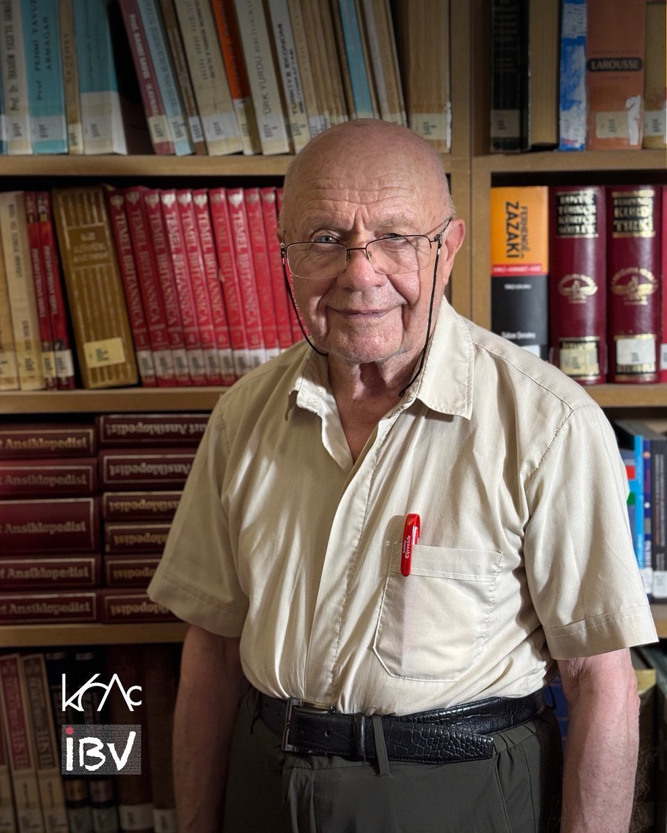 İsmail Beşikçi yazdı:
MİLLİYETÇİLİK ÜZERİNE
Kürd aydınlarının önemli bir kısmı, Türk aydınlarını taklit ederek milliyetçi olmadıklarını, milliyetçiliğe karşı olduklarını vurguluyorlar. Halbuki, Kürd milliyetçiliğinin böyle bir içeriği olmadığı besbellidir. 
Kürd milliyetçiliğinin