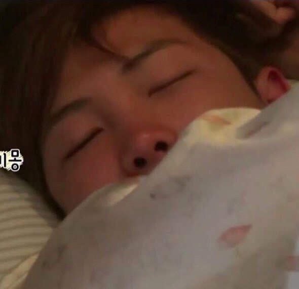 Just remembered Joon’s little nose 😭😭