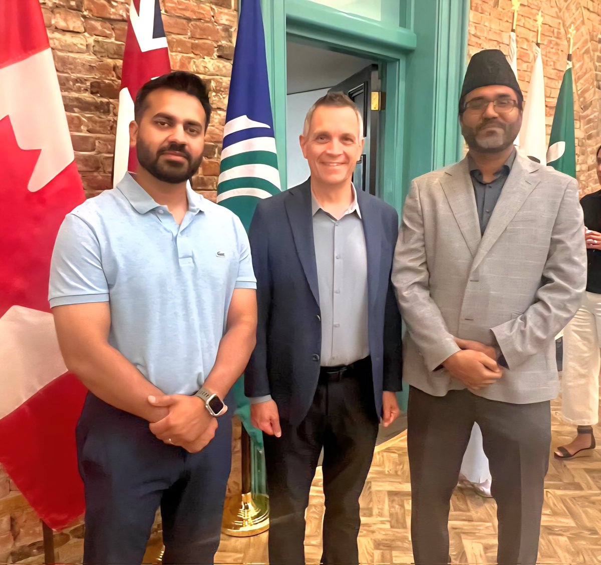 Naveed Mangla (@nmangla11) on Twitter photo It was a pleasure attending Community Leaders Breakfast with the Mayor of Ottawa this morning at City Hall. Thanks for the invite <a href="/_MarkSutcliffe/">Mark Sutcliffe</a> It was a pleasure attending Community Leaders Breakfast with the Mayor of Ottawa this morning at City Hall. Thanks for the invite <a href="/_MarkSutcliffe/">Mark Sutcliffe</a>