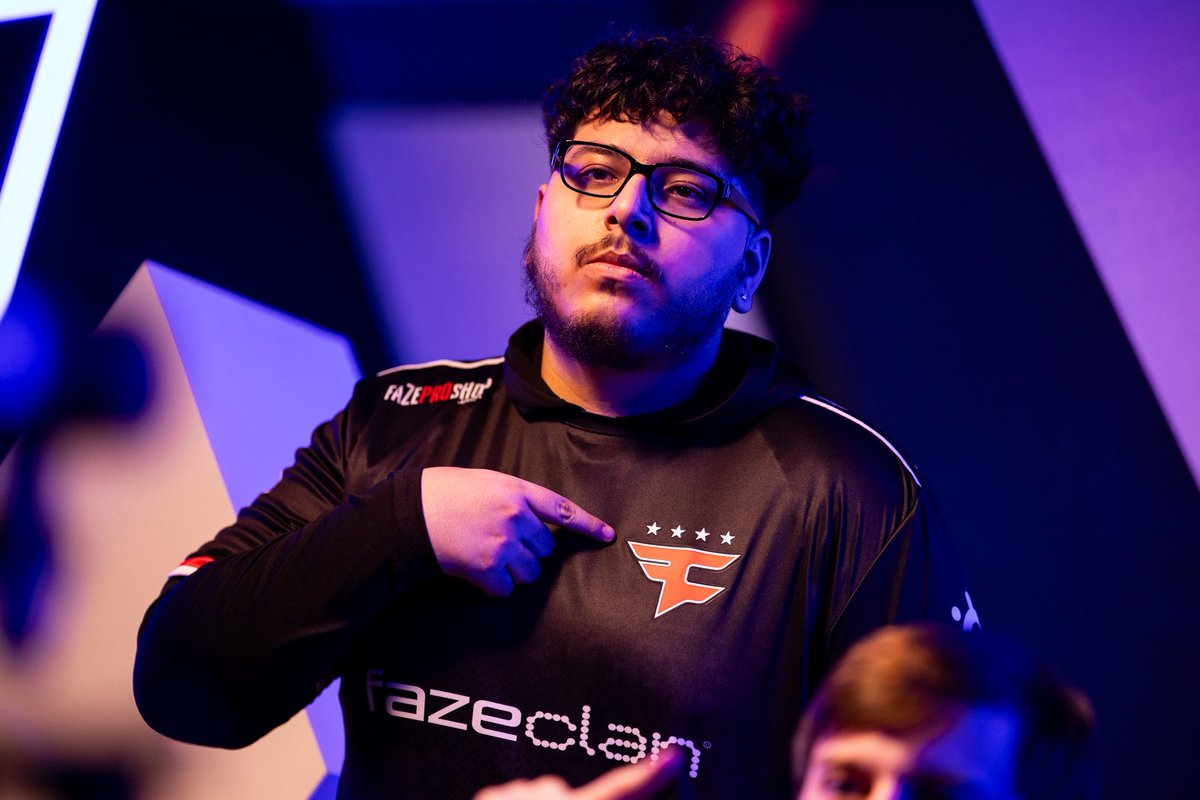 ICED UP 🥶and qualified to EWC finals!! we reset and prep for Saturday see yall there #FaZeUp