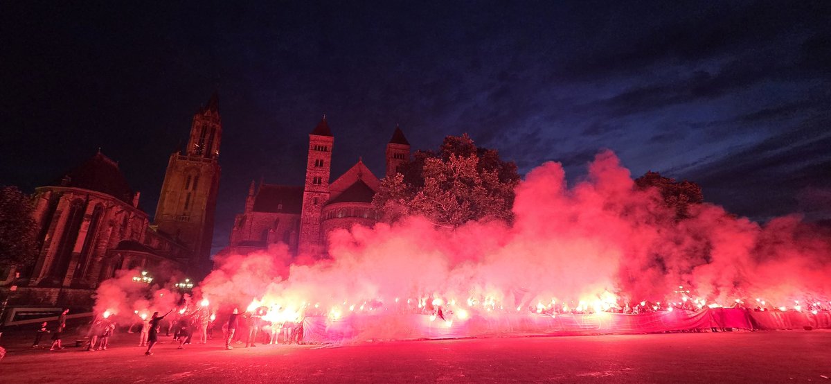 Maikelll043's tweet image. 📅 07/08/2025
⭐️ MVV Maastricht 
📍 Mooswief -&amp;gt; Vriethof
📢 Angel Side