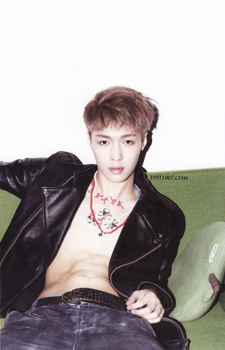 throwXback's tweet photo. Growl Lay
#张艺兴 #レイ #อี้ชิง #LAY #zhangyixing @layzhang https://t.co/MQg5zmrkIE