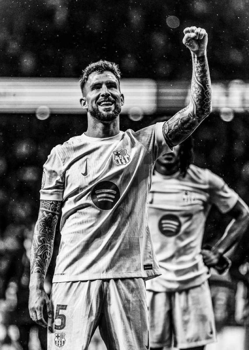 Achraf Ben Ayad (@benayadachraf) on Twitter photo ุชุบุฑูุฏุฉ ูุฌู
ุงููุฑ ุงููุตุฑ ๐จ
ููู ูู ุดุฎุตูุฉ ุฅูููุบู ุ
โ
ุดุฎุต ูุตูุน ูู ูุฒูุง ูู ุบุฑูุฉ ุงูู
ูุงุจุณ. ูุง ูุฑุถู ุฃุจุฏุง ุจุงูุชุฑุงุฎู ูู ุงูู
ุณุชูู
โ
ุดุฎุต ูุญูุฒ ุฒู
ูุงุฆู ูู ุงููุญุธุงุช ุงูุตุนุจุฉ ู ูุง ูุชุฑุฏุฏ ูู ุงูุฎุฑูุฌ ุงู
ุงู
ุงูุฅุนูุงู
ููุงุฆุฏ ุญูููู
โ
ููุฏู
ูู ู
ุงูุฏูู ูู ูู ู
ุจุงุฑุงุฉ . ูุง ูุนุฑู ู
ุนูู ุงูุงูุชุตุงุฏ ูู ุงูู
ุฌููุฏ ุงู ู
ุง ุชุบุฑูุฏุฉ ูุฌู
ุงููุฑ ุงููุตุฑ ๐จ
ููู ูู ุดุฎุตูุฉ ุฅูููุบู ุ
โ
ุดุฎุต ูุตูุน ูู ูุฒูุง ูู ุบุฑูุฉ ุงูู
ูุงุจุณ. ูุง ูุฑุถู ุฃุจุฏุง ุจุงูุชุฑุงุฎู ูู ุงูู
ุณุชูู
โ
ุดุฎุต ูุญูุฒ ุฒู
ูุงุฆู ูู ุงููุญุธุงุช ุงูุตุนุจุฉ ู ูุง ูุชุฑุฏุฏ ูู ุงูุฎุฑูุฌ ุงู
ุงู
ุงูุฅุนูุงู
ููุงุฆุฏ ุญูููู
โ
ููุฏู
ูู ู
ุงูุฏูู ูู ูู ู
ุจุงุฑุงุฉ . ูุง ูุนุฑู ู
ุนูู ุงูุงูุชุตุงุฏ ูู ุงูู
ุฌููุฏ ุงู ู
ุง