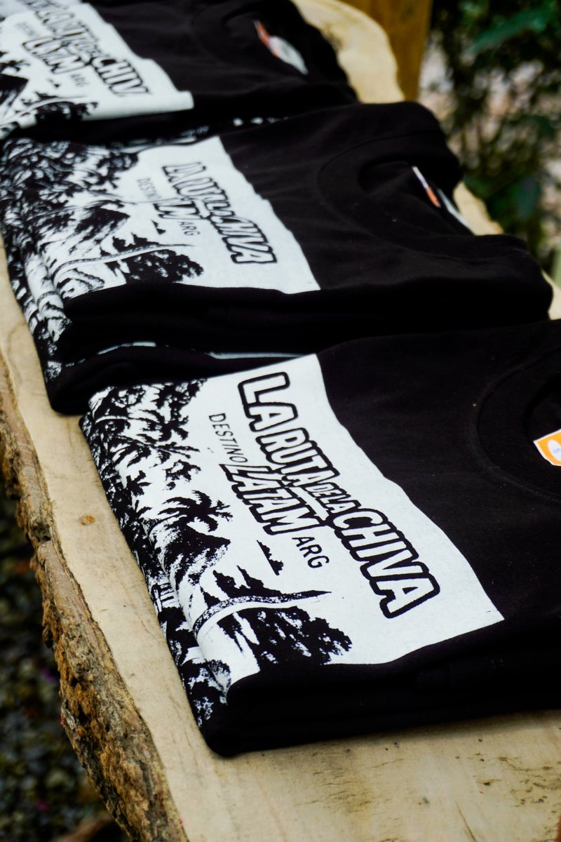 EFDevcon's tweet image. 🇨🇴 &quot;Warm-up Eje Cafetero” brought Devconnect to life in Colombia’s coffee region thanks to @_finalfrontir_. Community talks, reflections on Ethereum’s values, a tree planting walk, and a coffee party at Jardín Infinito.

Read the recap blog post here:
paragraph.com/@greenledger/%…