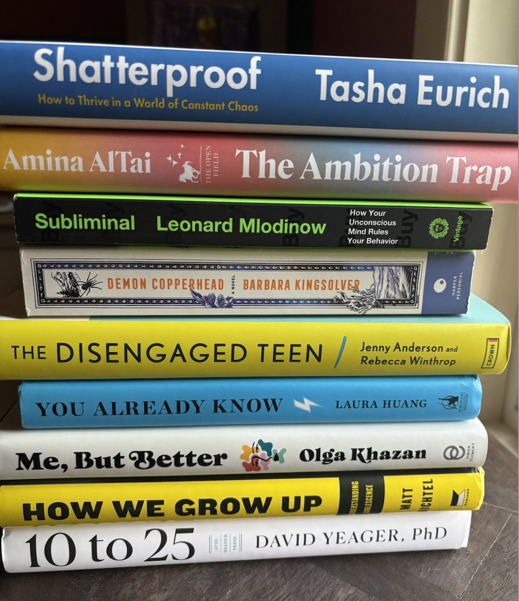 Summer reading: ☑️
<a href="/tashaeurich/">Dr. Tasha Eurich</a>'s Shatterproof hit different. Opening with the myths &amp; history of resilience was a smart starting point for this read—it's packed with skills, accessible research, &amp; powerful stories. A reclamation roadmap. Reframe your 'cracks' as features.