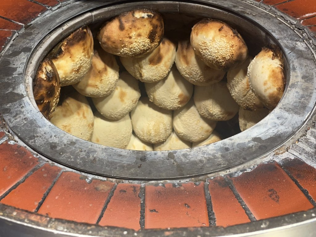 aevanstron's tweet image. 