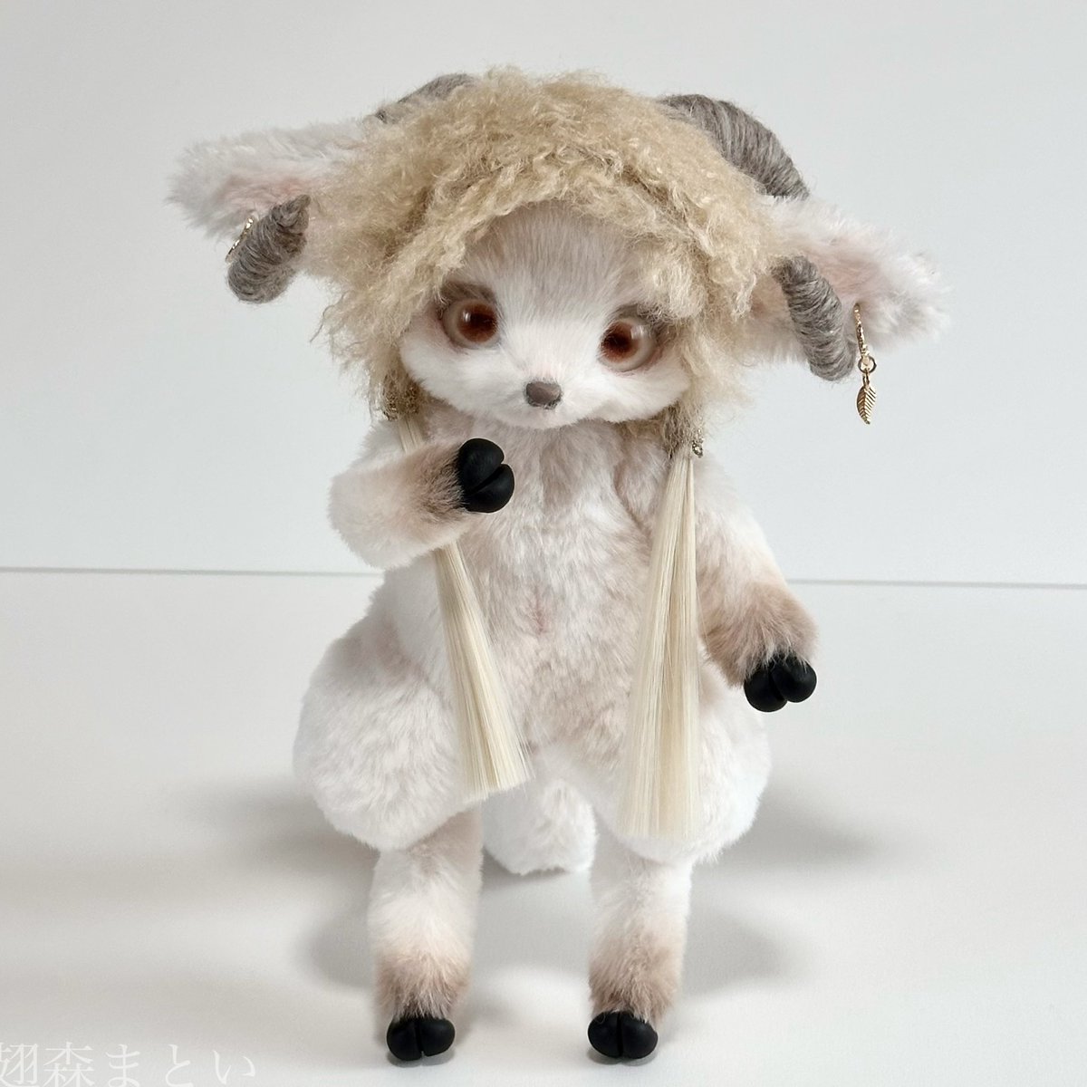 アートドール 猫のパフ 381