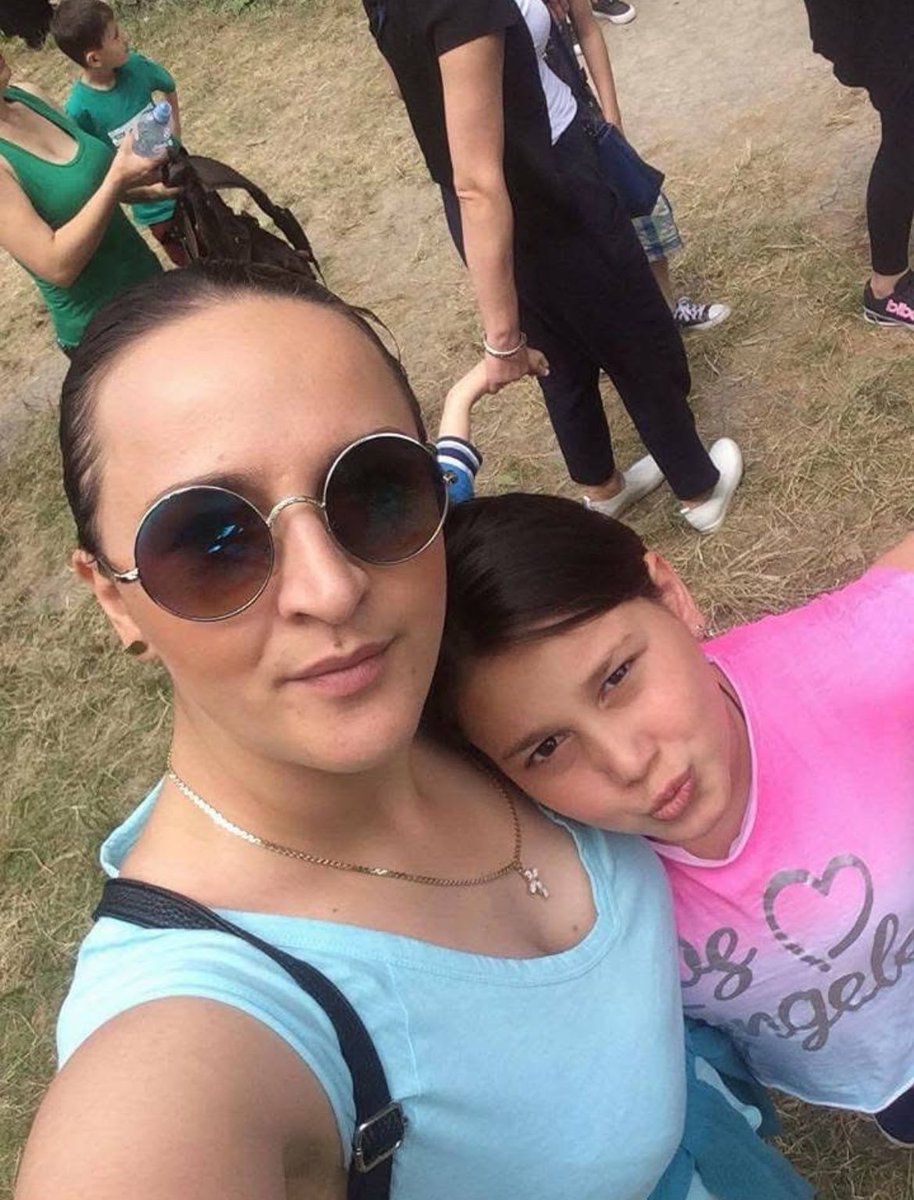 Nukachooom's tweet photo. Me and my momma ❤️🎀 https://t.co/WUKzQDrEWQ