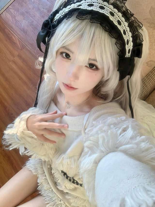 福利姬灵灵全球cos外围经济（全国独家资源）分享的黄推图片2 - 网红私拍内容