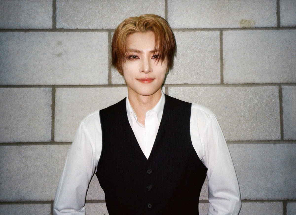 더쥔, 생일축하해 🎉🎉
계속 착하게 사는게 목표인 너를 어떻게 안좋아해!
사랑많아 강아지 더쥔, 오늘 생일 행복하게 보내💚

#HAPPYXIAOJUNDAY 
#ShiningStarXIAOJUN 
#천사가나디_더쥔아_생일축하해 
#肖俊0808生日快乐