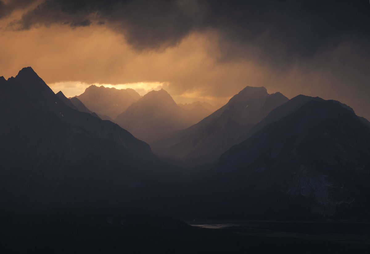 Stormy evenings in the mountains 🤌