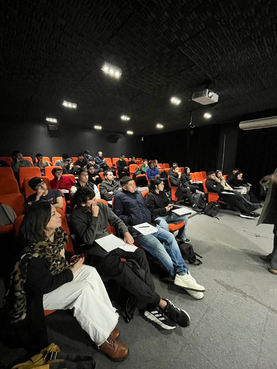 Facultad de Educación UDLA tweet media