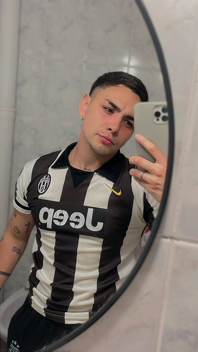 _francotorress's tweet photo. Hola👅 

https://t.co/JPz0AMKJXg https://t.co/WZaj6XoGEN
