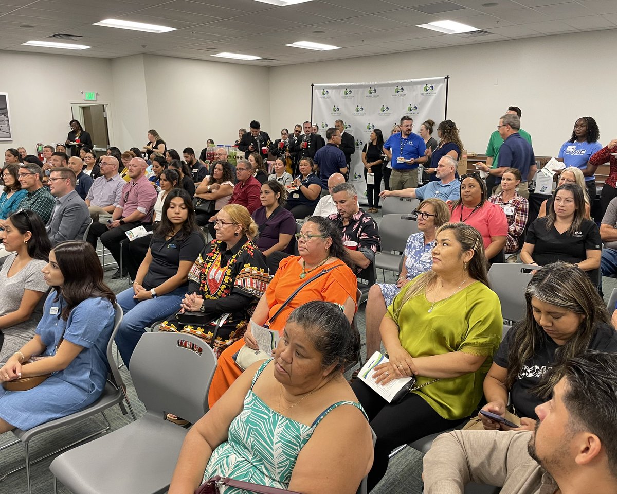 GVHC_health's tweet image. At our newly remodeled Atwater Administration building, we celebrated our incredible staff and community partners. We had an evening of fun with a ribbon cutting, food, music, and exciting raffle prizes.